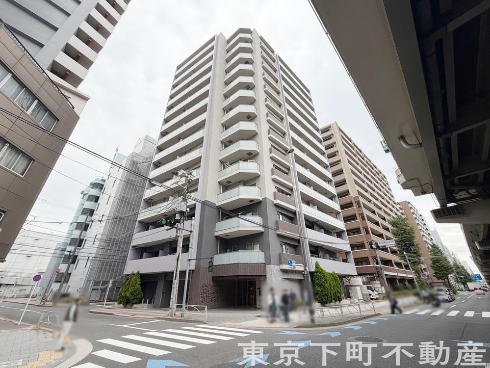 2LDK+S apartment in Taito Ward, Tokyo - Photo 1