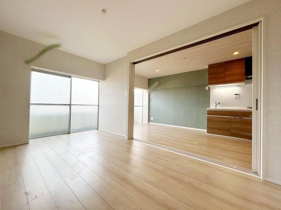 2DK apartment in Suginami Ward, Tokyo - Photo 1
