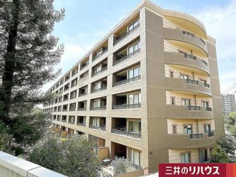 4LDK apartment in Miyoshi