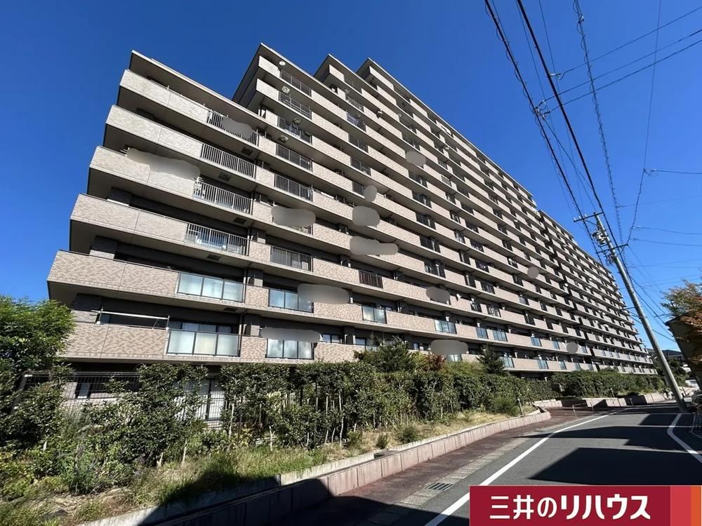 3LDK apartment in Seto, Aichi - Photo 1