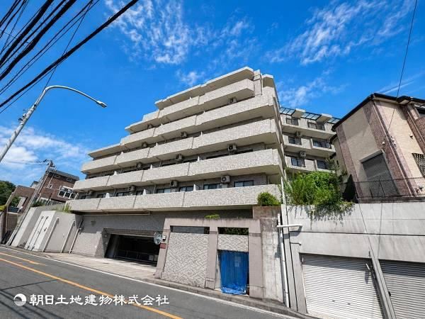 3LDK apartment in Tsurumi Ward, Yokohama, Kanagawa - Photo 1