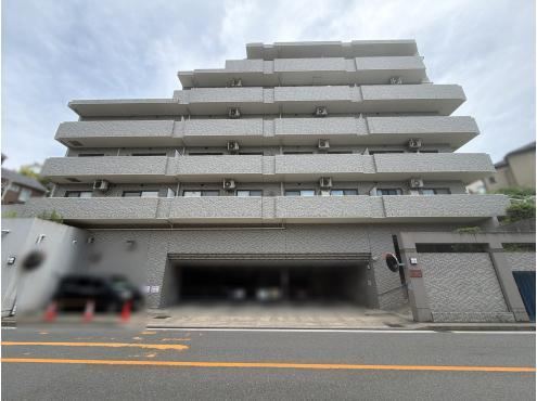 3LDK apartment in Tsurumi Ward, Yokohama, Kanagawa - Photo 1