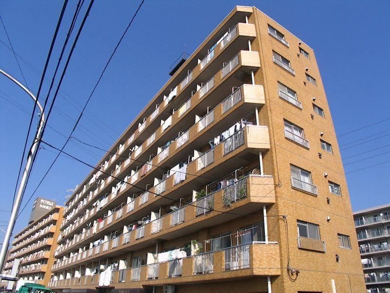 2LDK apartment in Tsurumi Ward, Yokohama, Kanagawa - Photo 1