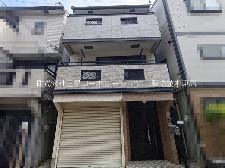 2LDK house in Settsu, Osaka - Photo 1