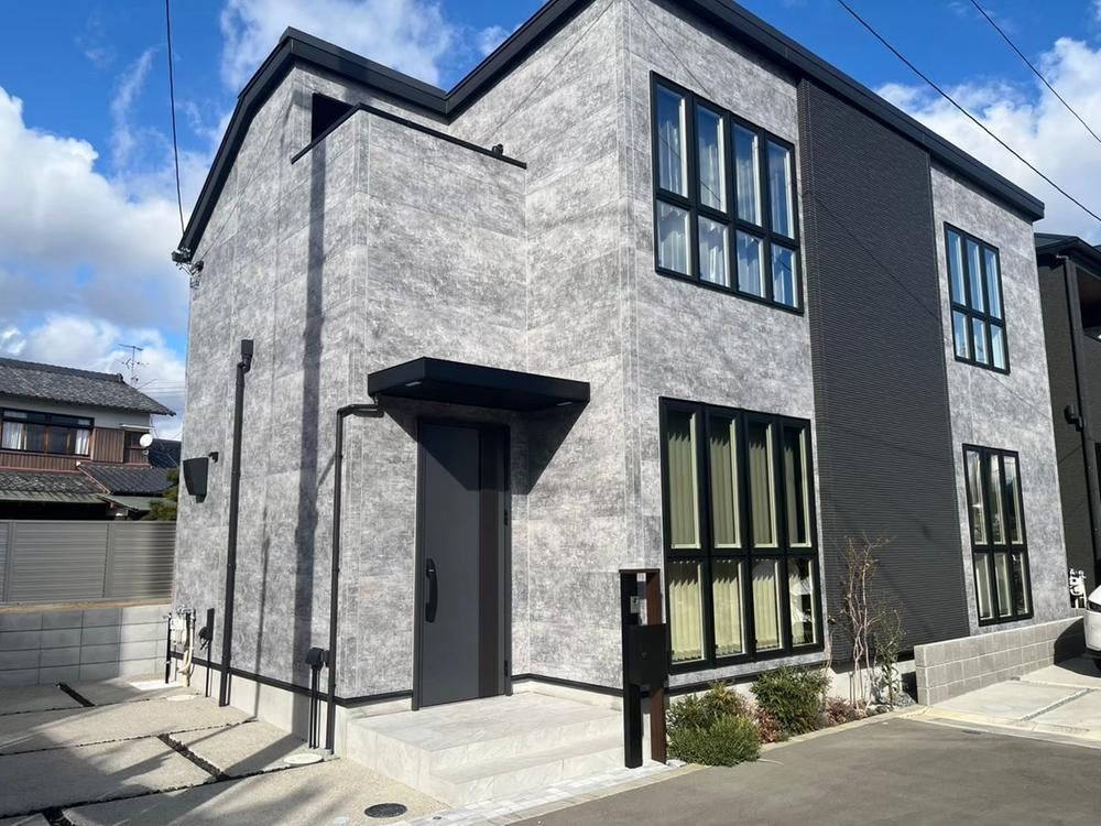 3LDK house in Takarazuka, Hyogo - Photo 1