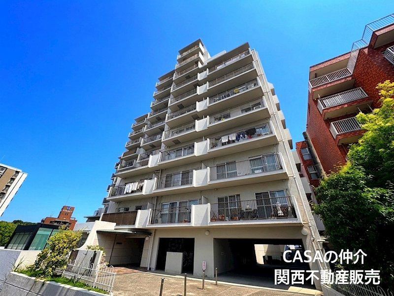 3LDK apartment in Toyonaka, Osaka - Photo 1