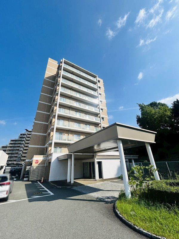 2LDK apartment in Kawanishi, Hyogo - Photo 1