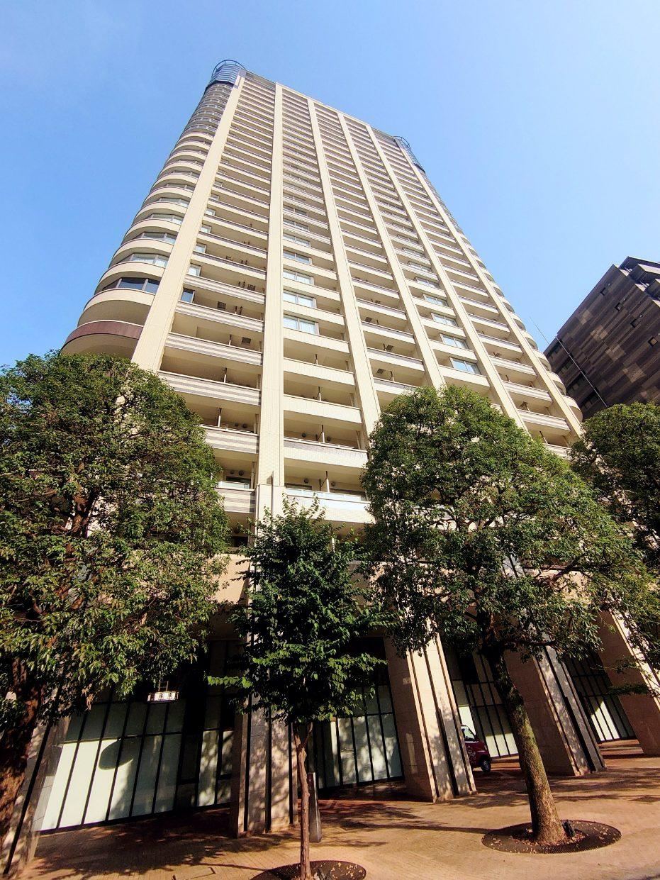 3LDK apartment in Minato Ward, Tokyo - Photo 1