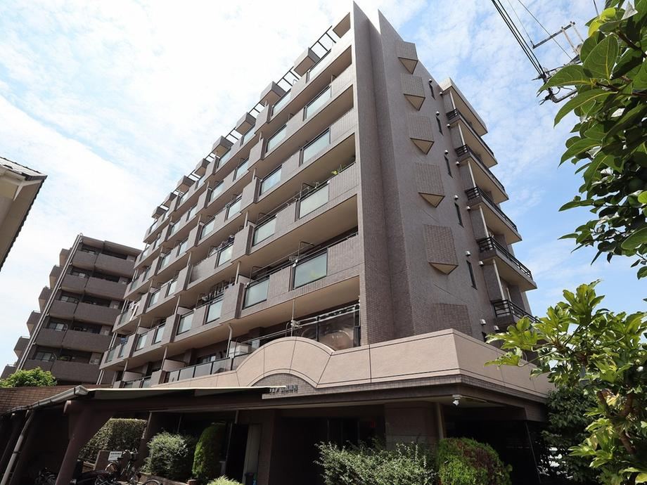 3LDK apartment in Minami Ward, Saitama - Photo 1