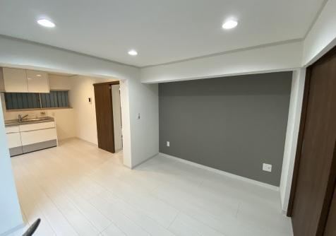 2DK apartment in Suginami Ward, Tokyo - Photo 1
