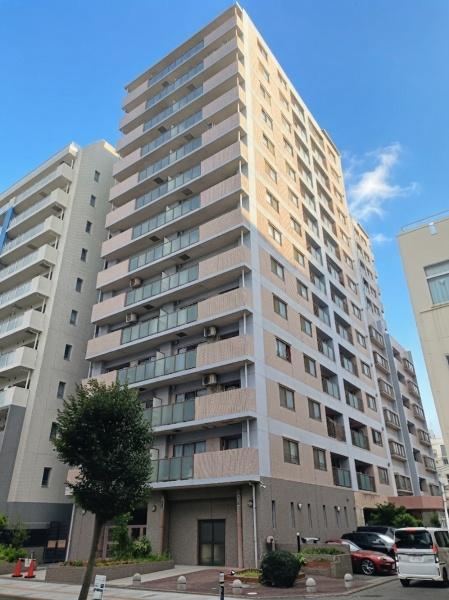 2LDK+S apartment in Hiratsuka, Kanagawa - Photo 1