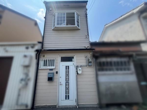 2DK house in Asahi Ward, Osaka - Photo 1