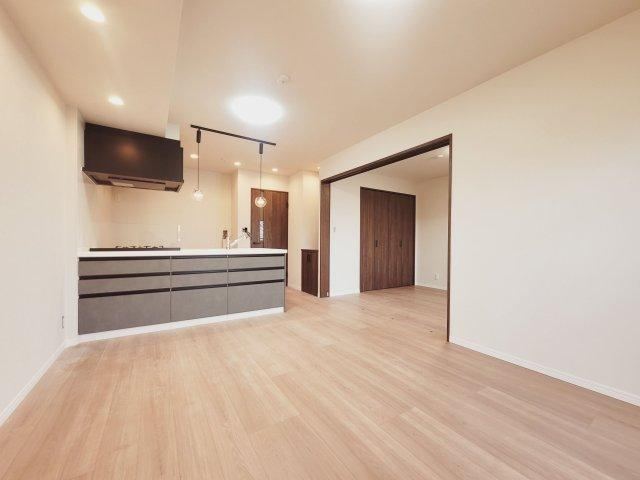 3LDK apartment in Chuo Ward, Chiba - Photo 1