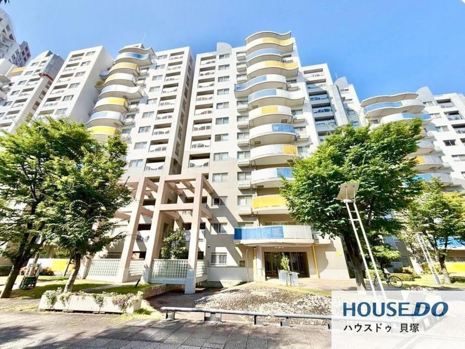 4LDK apartment in Kaizuka, Osaka - Photo 1