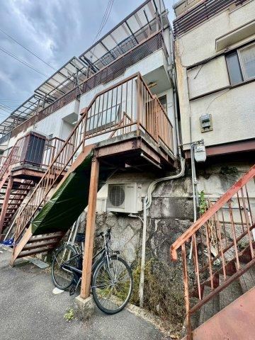 3DK house in Higashiosaka, Osaka - Photo 1