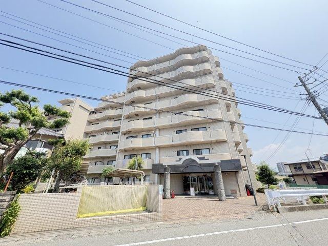 3LDK apartment in Numazu, Shizuoka - Photo 1
