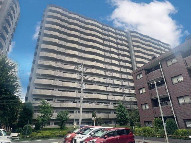 3LDK apartment in Fujimi, Saitama - Photo 1