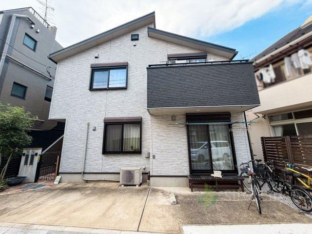 5LDK+S house in Setagaya Ward, Tokyo - Photo 1