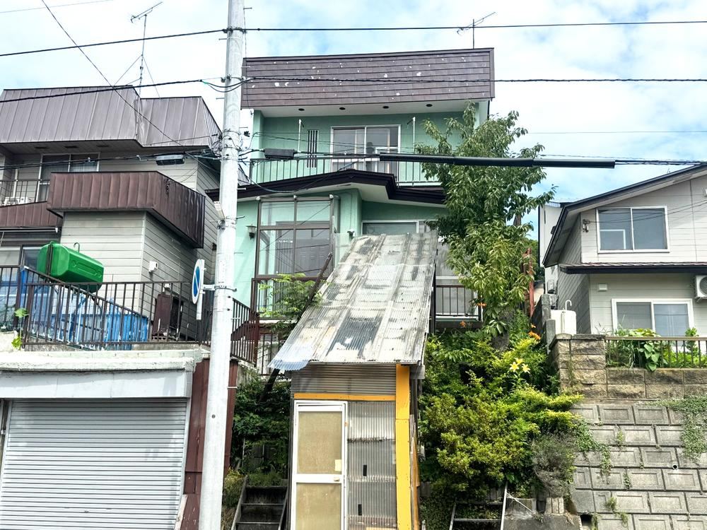 4LDK house in Otaru, Hokkaido - Photo 1