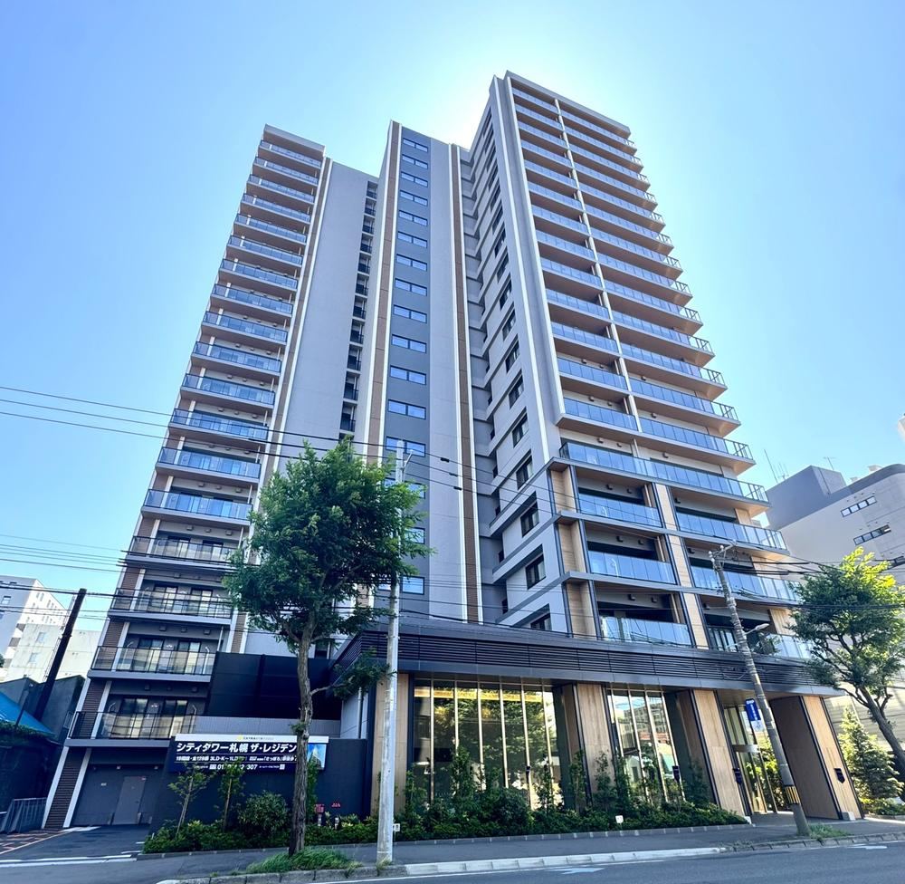 2LDK+S apartment in Higashi Ward, Sapporo, Hokkaido - Photo 1