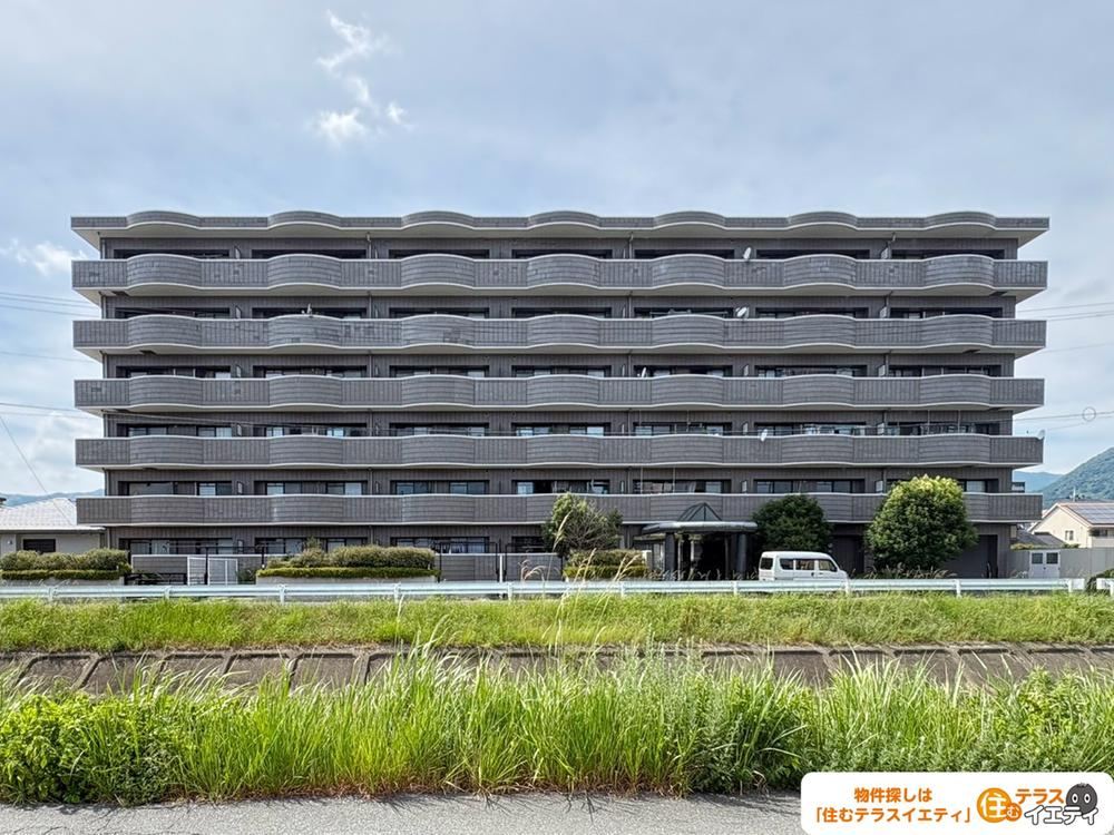 4LDK apartment in Yamaguchi, Yamaguchi - Photo 1