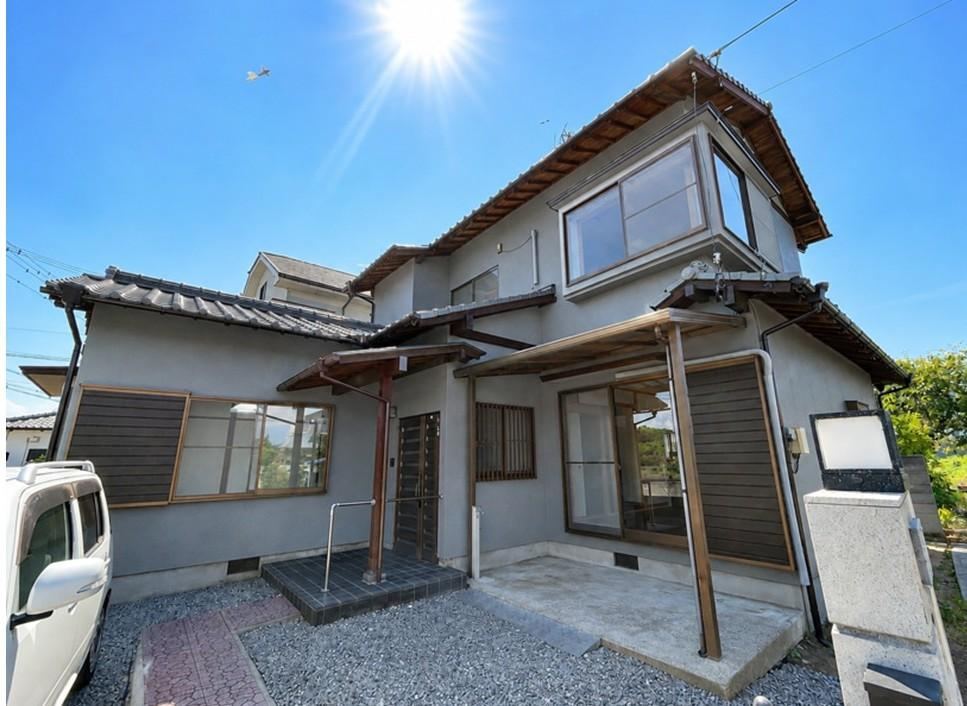4DK house in Takamatsu, Kagawa - Photo 1