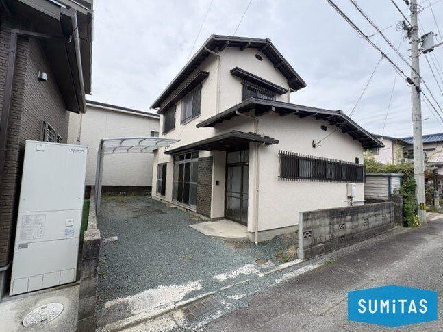 5DK house in Matsuyama, Ehime - Photo 1