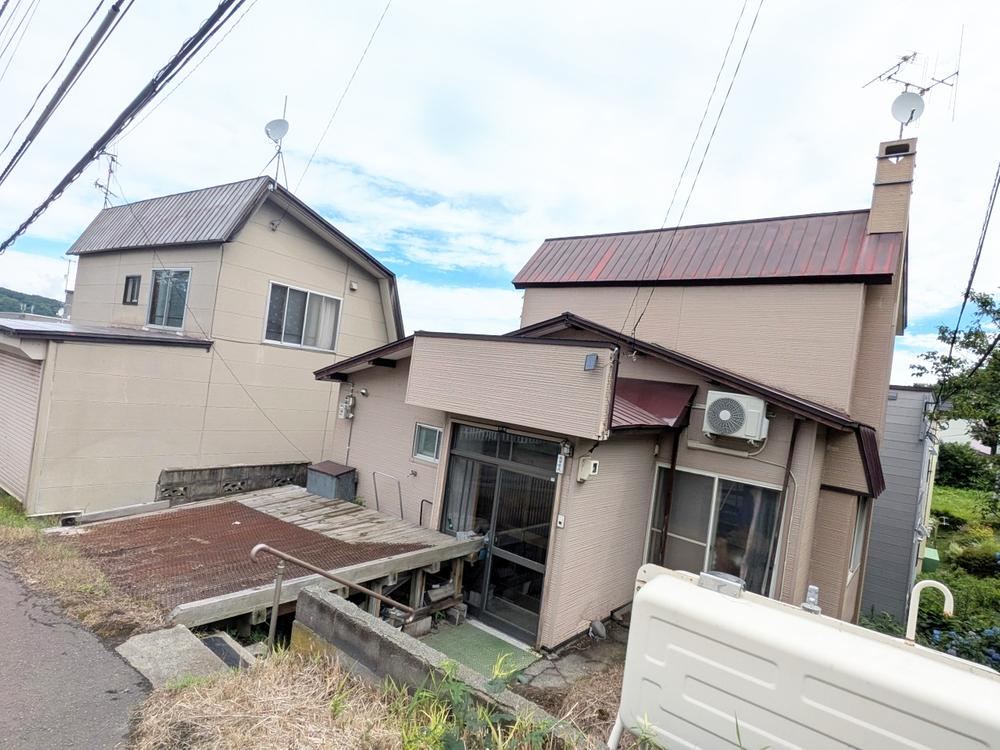 4LDK house in Otaru, Hokkaido - Photo 1