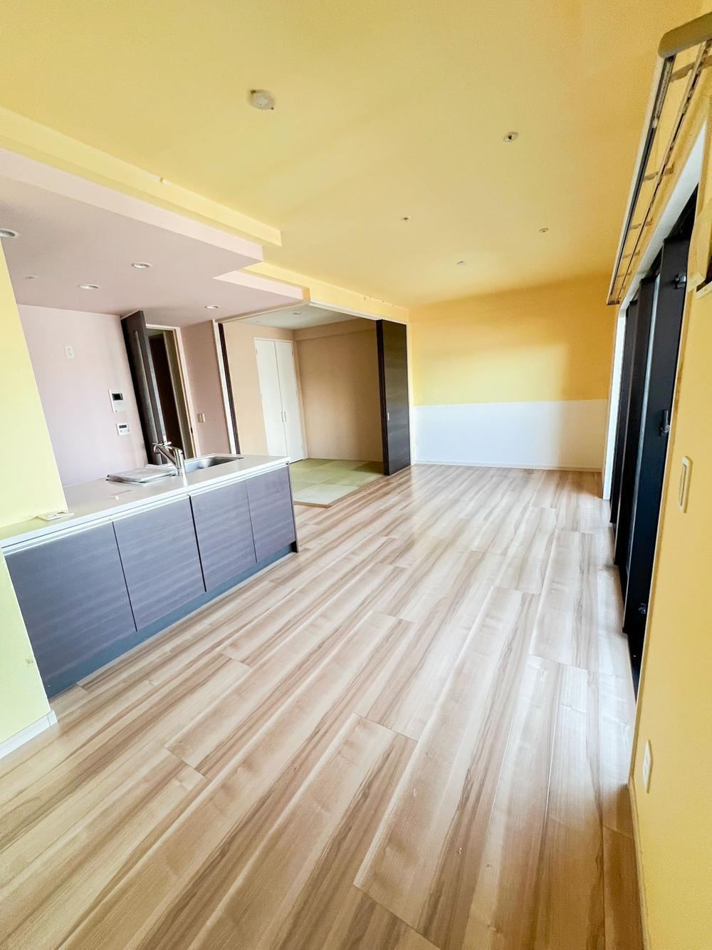 3LDK apartment in Yukuhashi, Fukuoka - Photo 1