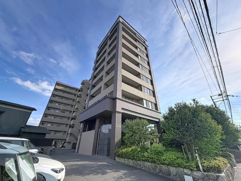 3LDK apartment in Nakagawa, Fukuoka - Photo 1