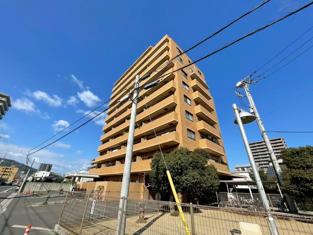 3LDK apartment in Takamatsu, Kagawa - Photo 1
