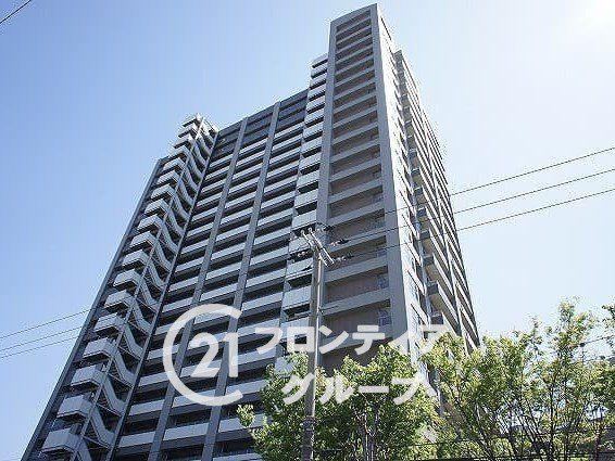 3LDK apartment in Joto Ward, Osaka - Photo 1