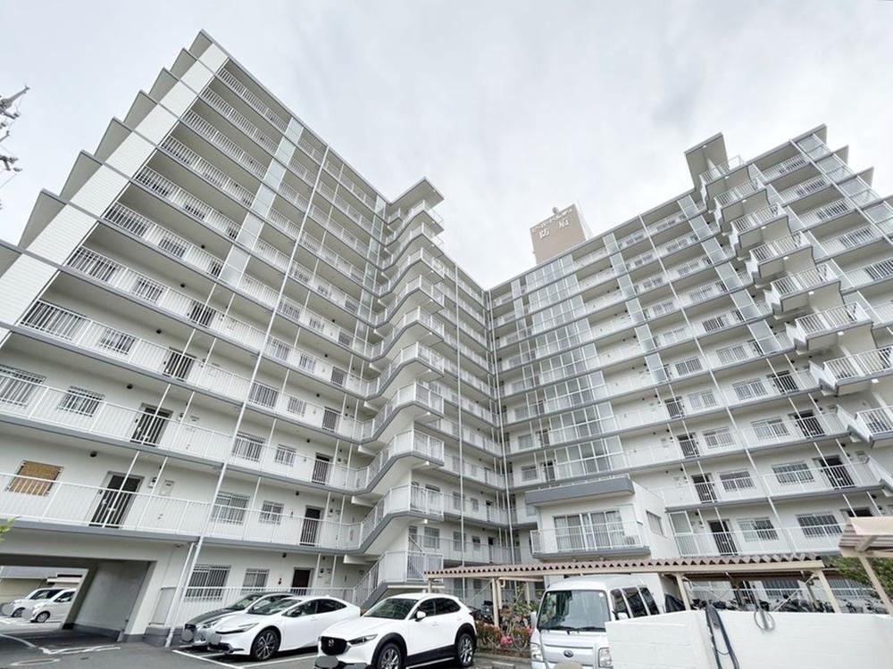 3LDK apartment in Hofu, Yamaguchi - Photo 1