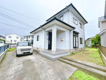 4LDK house in Omura