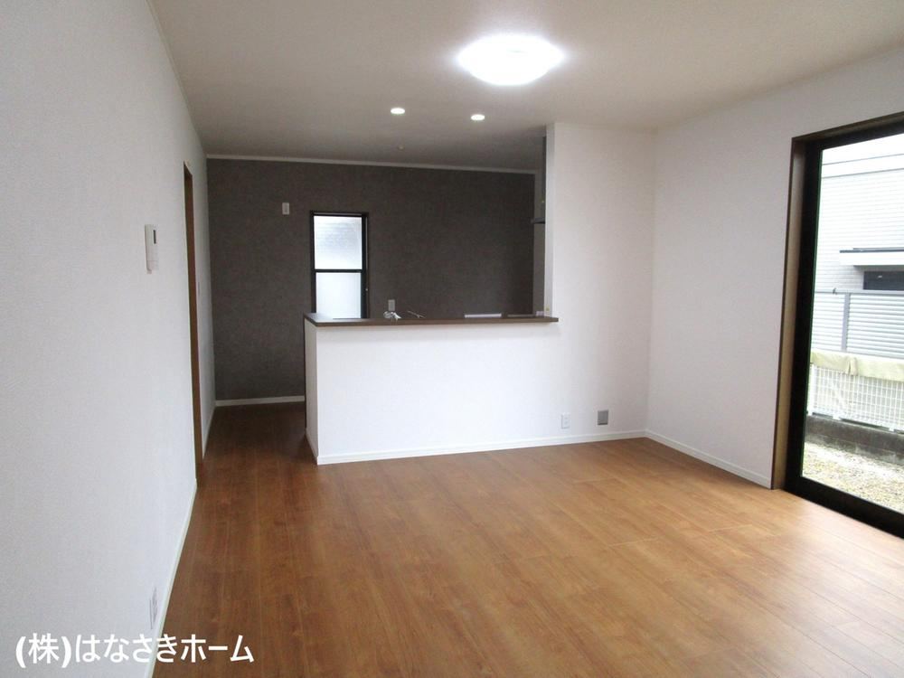 4LDK house in Higashihiroshima, Hiroshima - Photo 1