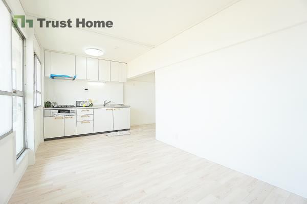 2LDK apartment in Higashinada Ward, Kobe, Hyogo - Photo 1