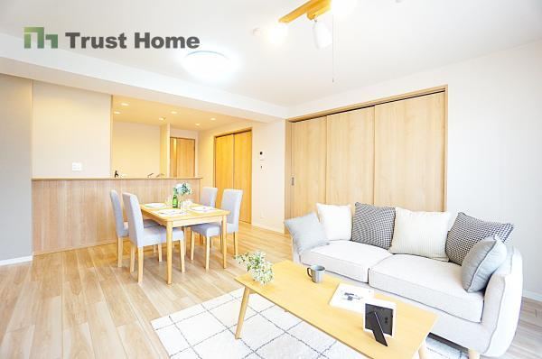 3LDK apartment in Suita, Osaka - Photo 1