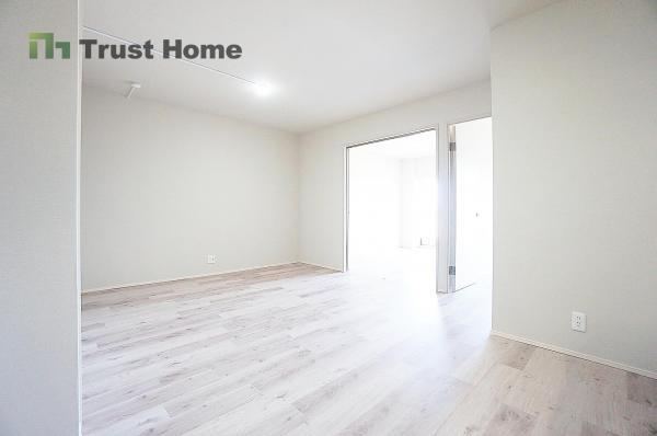 3LDK apartment in Itami, Hyogo - Photo 1
