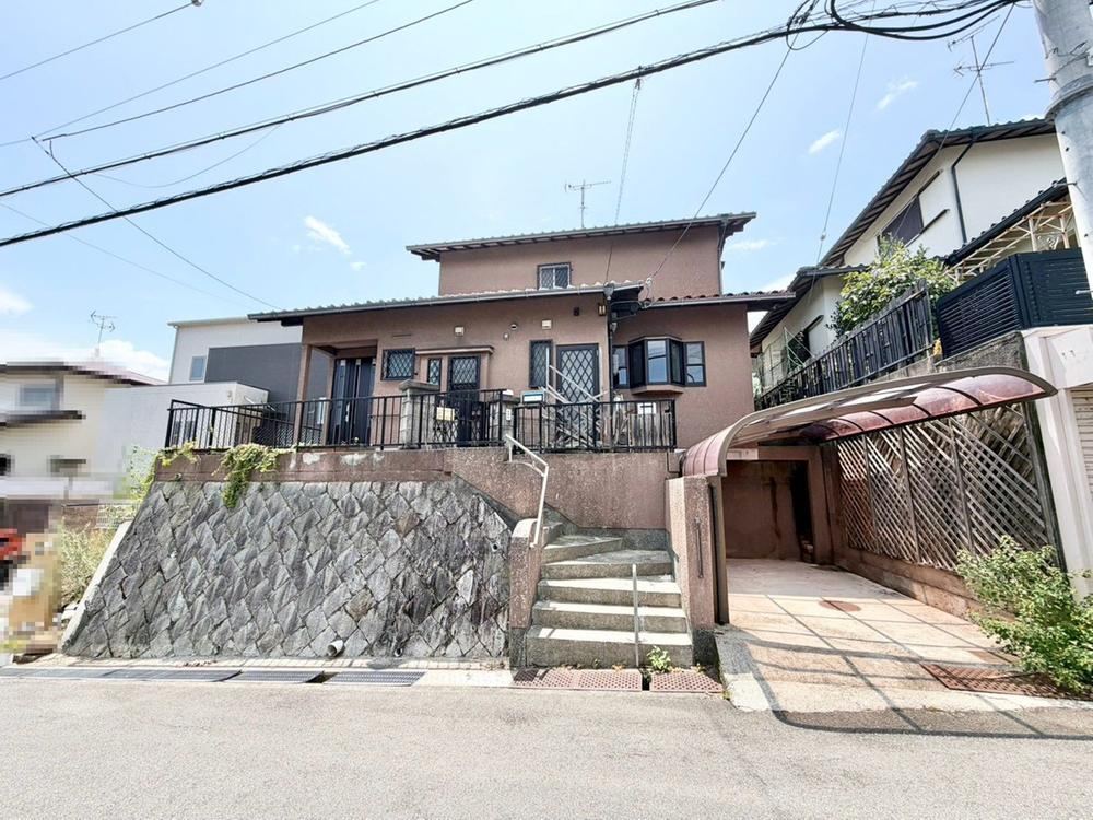 4LDK house in Osakasayama, Osaka - Photo 1