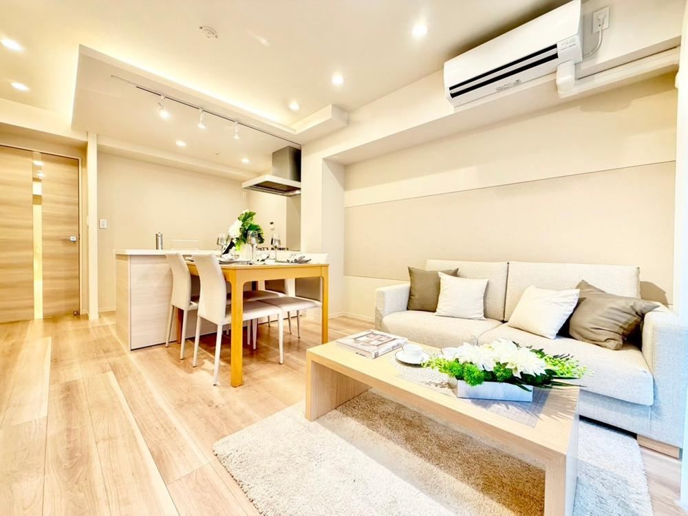 2LDK apartment in Chuo Ward, Tokyo - Photo 1
