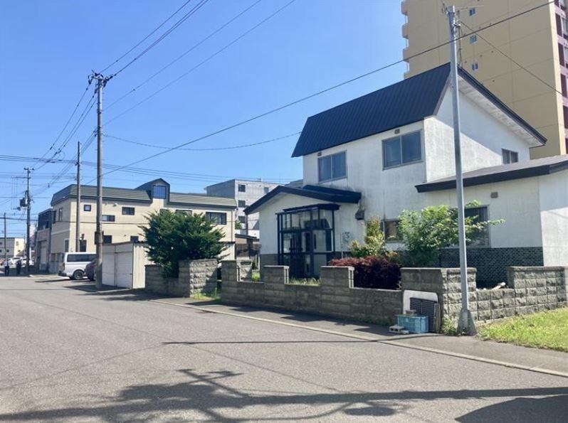 731 m² land in Ebetsu, Hokkaido - Photo 1