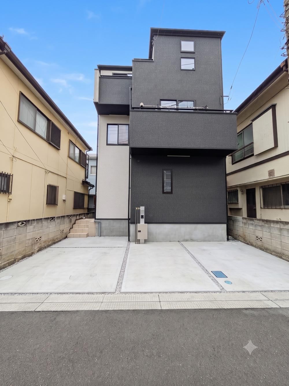 4LDK+S house in Sakado, Saitama - Photo 1