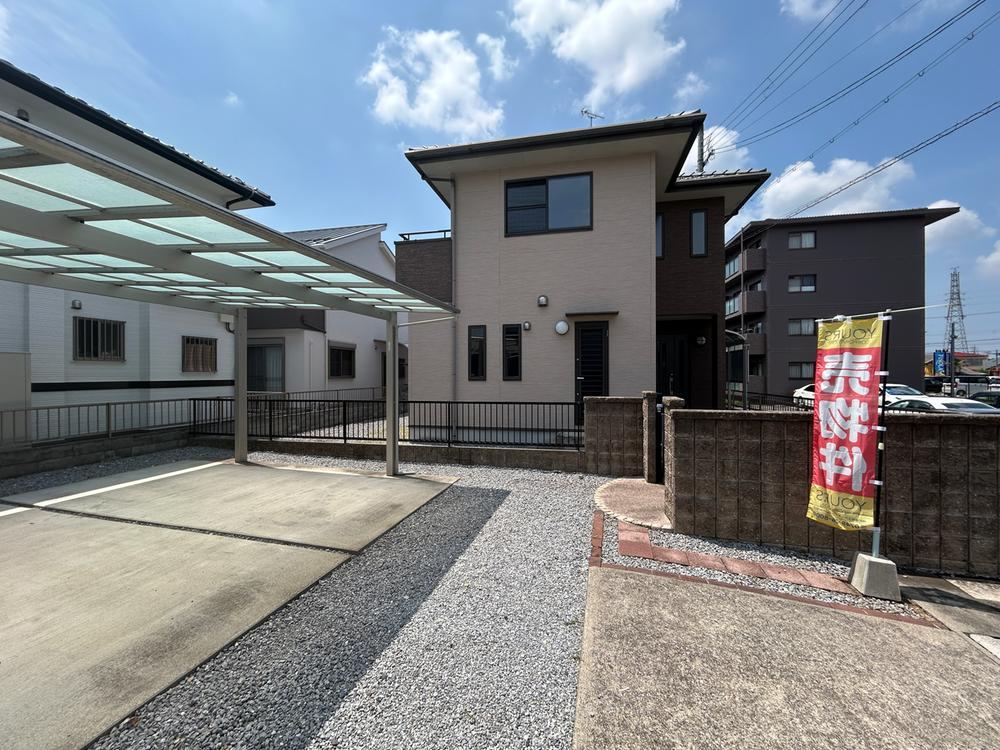 4LDK house in Higashiomi, Shiga - Photo 1