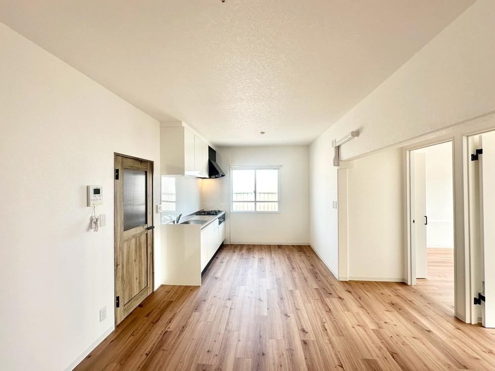 3LDK apartment in Asaminami Ward, Hiroshima - Photo 1