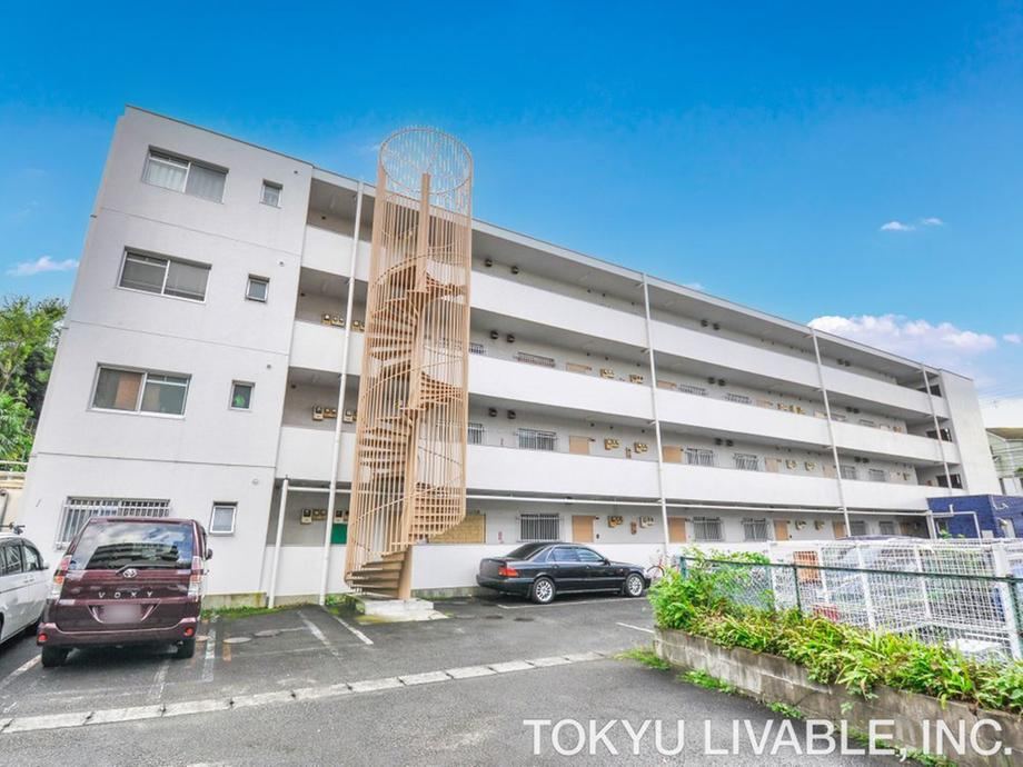 2LDK apartment in Midori Ward, Yokohama, Kanagawa - Photo 1