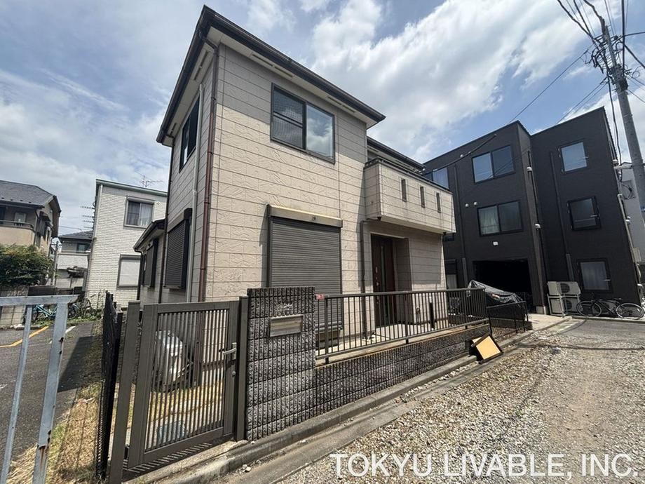3LDK house in Suginami Ward, Tokyo - Photo 1