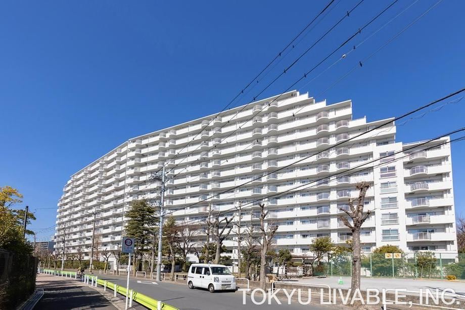 3LDK apartment in Ota Ward, Tokyo - Photo 1