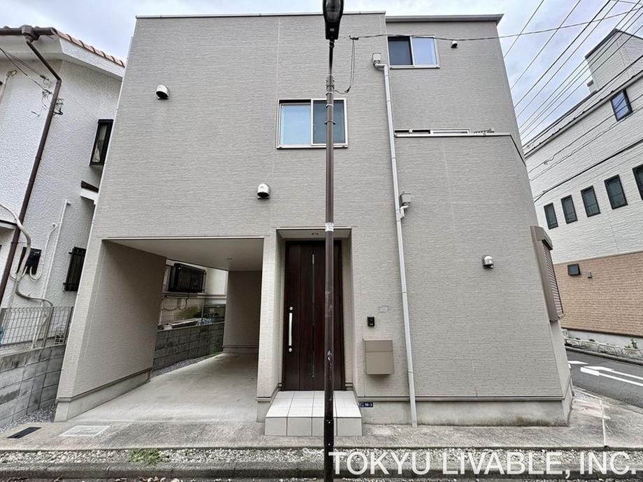 3LDK house in Sumida Ward, Tokyo - Photo 1