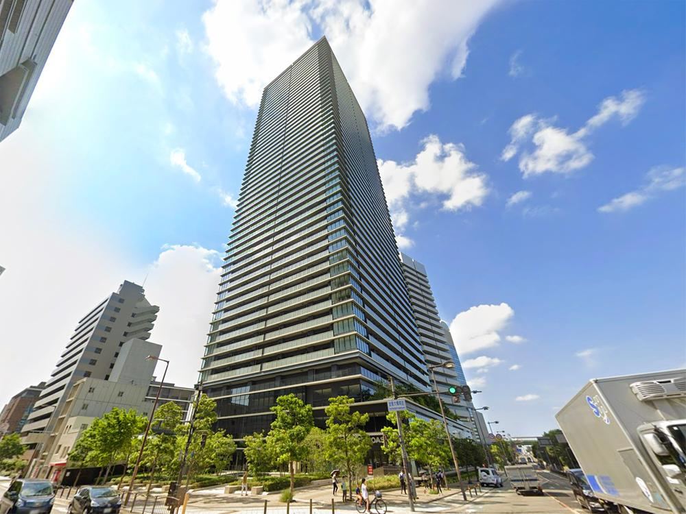 2LDK apartment in Kita Ward, Osaka - Photo 1