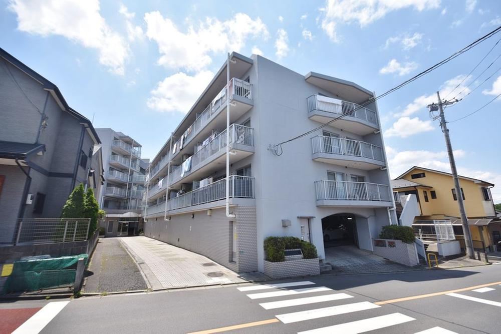 2LDK apartment in Iruma, Saitama - Photo 1